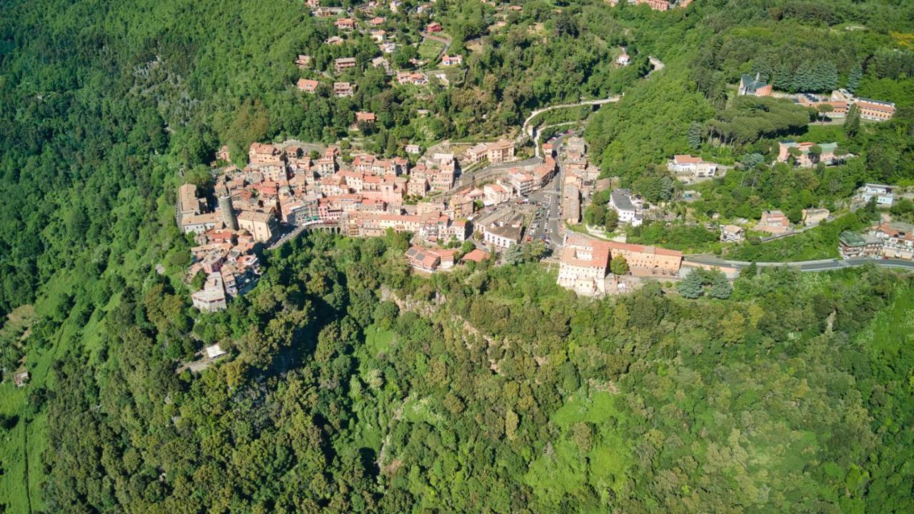 נמי Suite Sul Lago מראה חיצוני תמונה