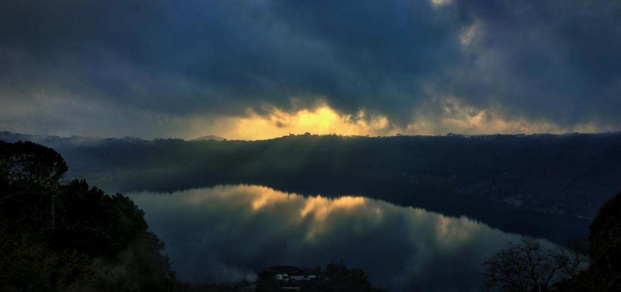 נמי Suite Sul Lago מראה חיצוני תמונה