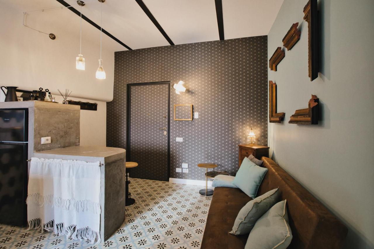 נמי Suite Sul Lago מראה חיצוני תמונה